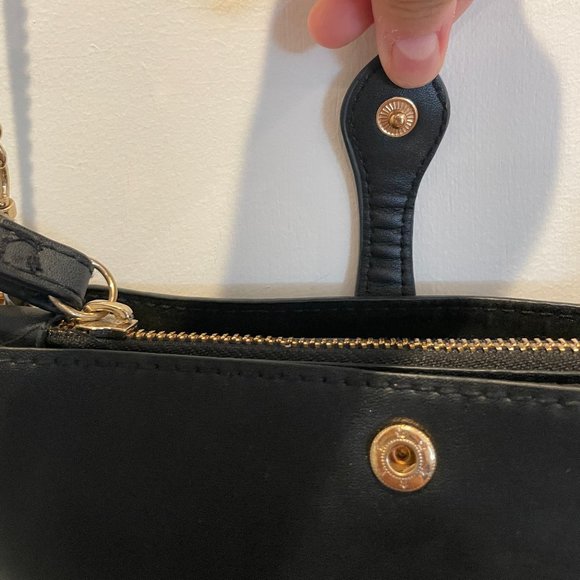 a new day - black cross body bag/purse - Picture 4 of 5